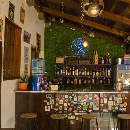 Tzunun Hostel Antigua Екстер'єр фото